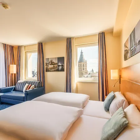 فندق Cityclass Am Dom 4*
