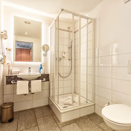 Cityclass Am Dom فندق