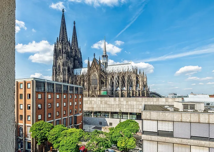 Cityclass Am Dom 4*