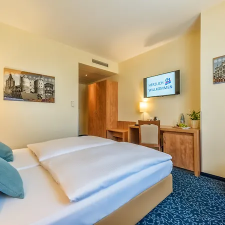 Cityclass Am Dom فندق 4*