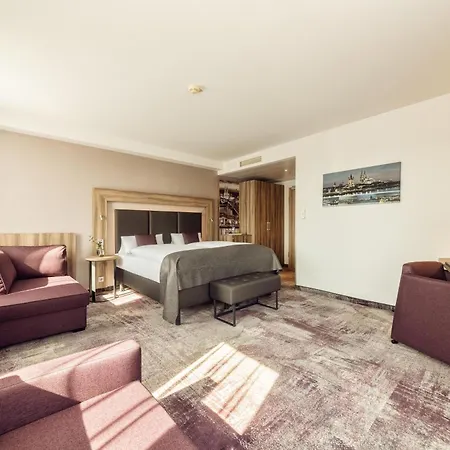 Hotell Cityclass Am Dom 4*