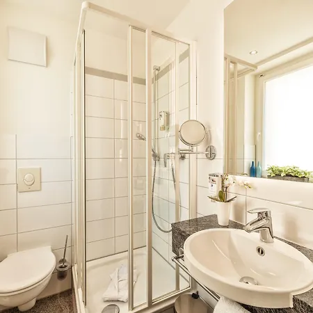 Cityclass Am Dom فندق كولونيا