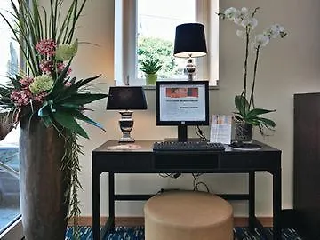 Cityclass Am Dom Hotell 4*