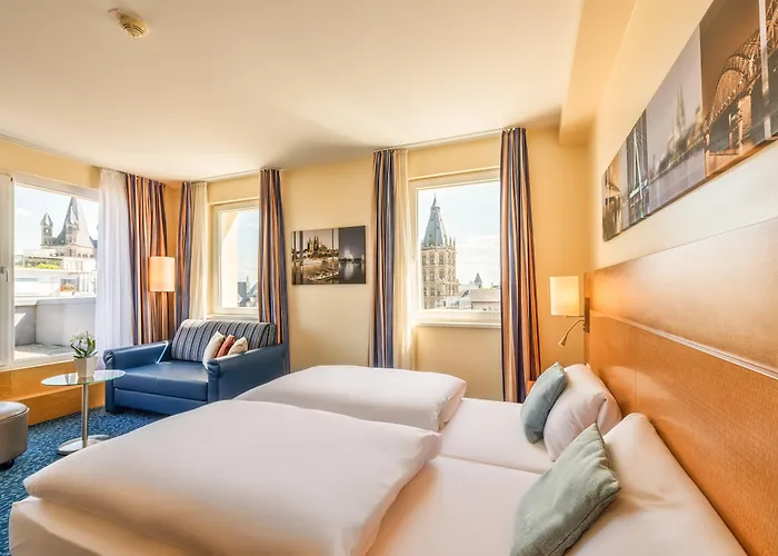 Otel Cityclass Am Dom 4*