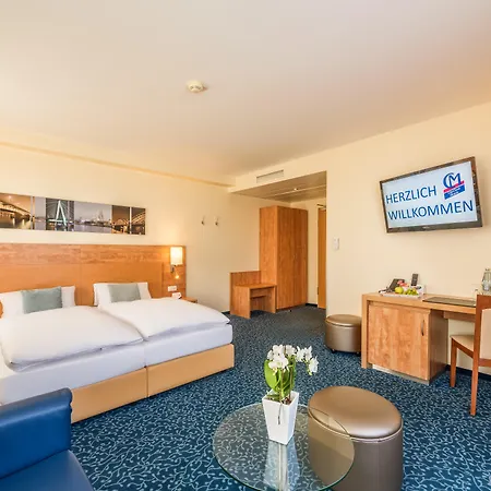 Cityclass Am Dom 4* Kolín nad Rýnem