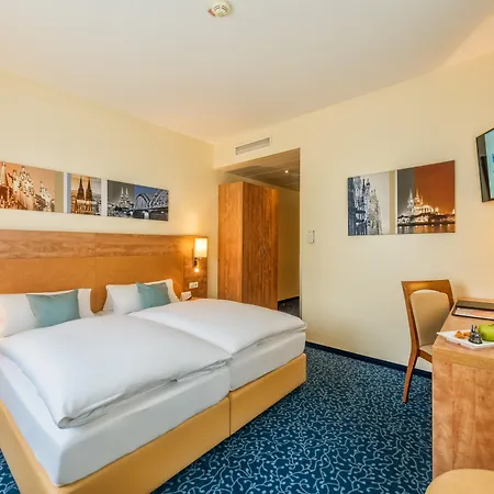 Cityclass Am Dom 4* Kolín nad Rýnem